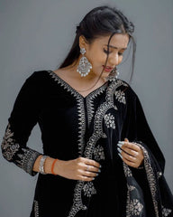 Gorgeou Black Viscose Velvet Embroidery Work Punjabi Suit With Dupatta