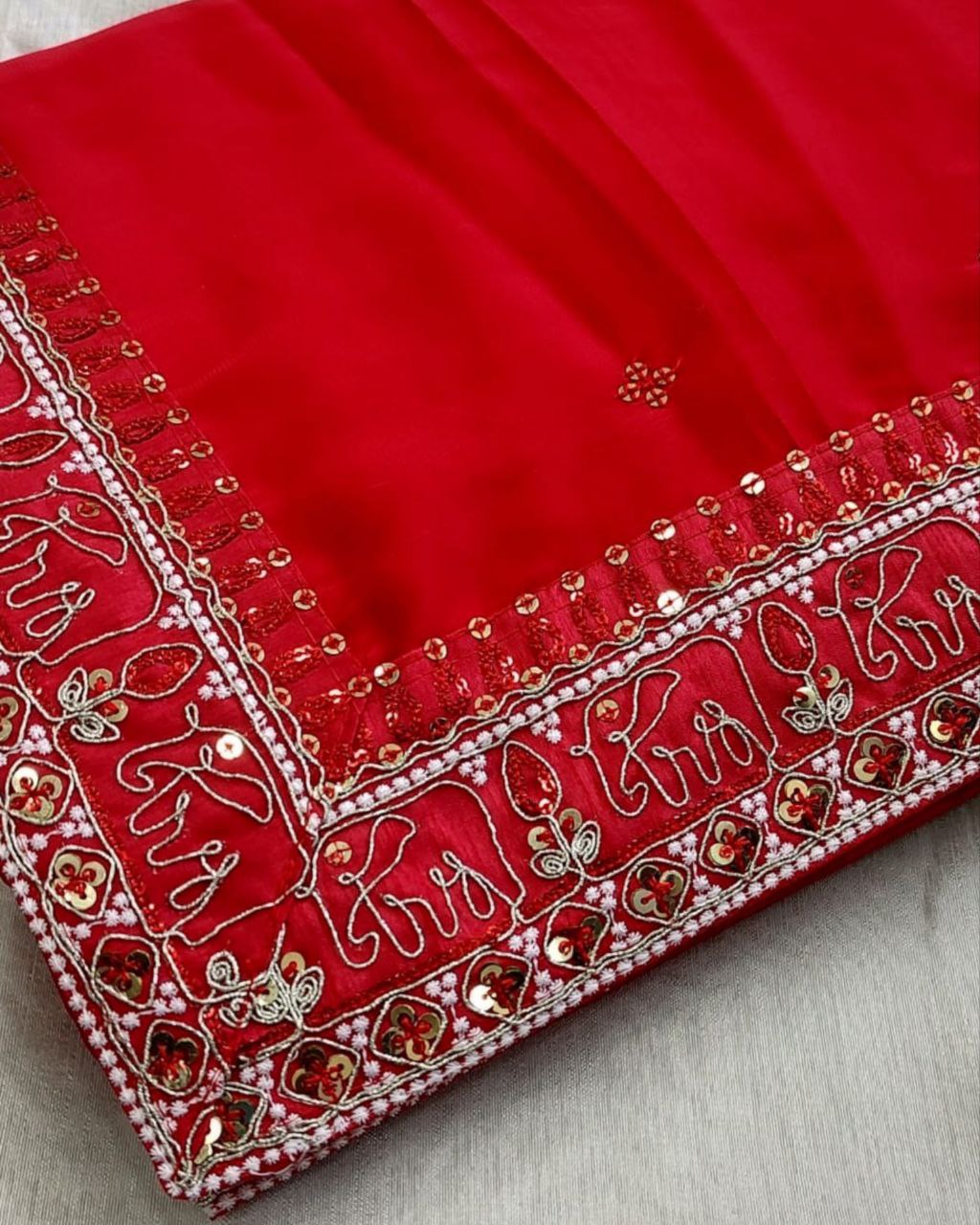 Gorgeous Red Rangoli Silk Mullty Thread Work Saree With Blouse