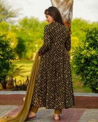 Rerdy To Wear Mustrad Rayon Digital Print Anarkali Suit With Dupatta
