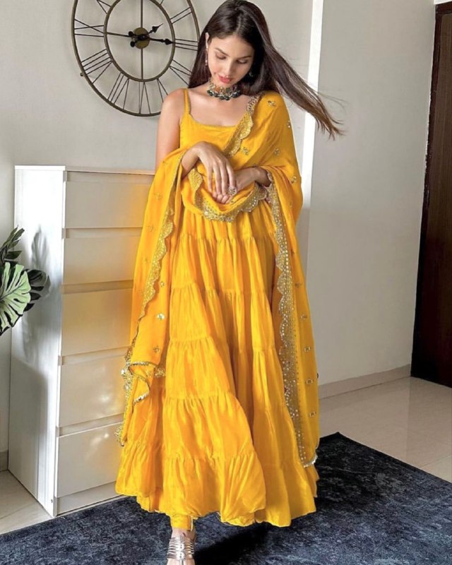 Gorgeou  Yellow Heavy Georgette Embroidery Work Anarkali Suit With Dupatta