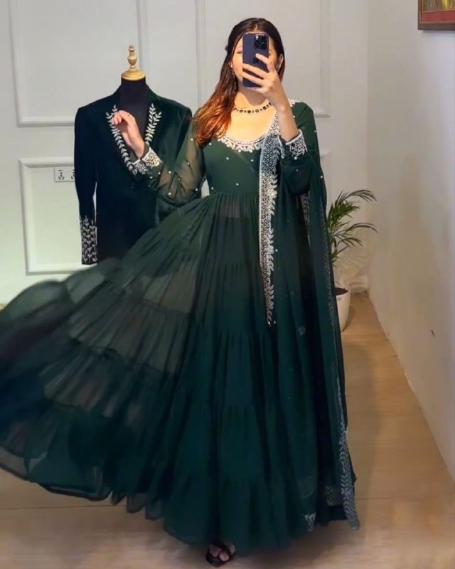 Rerdy To Wear Dark Green Heavy Georgette Embroidery Work Anarkali Gown With Dupatta