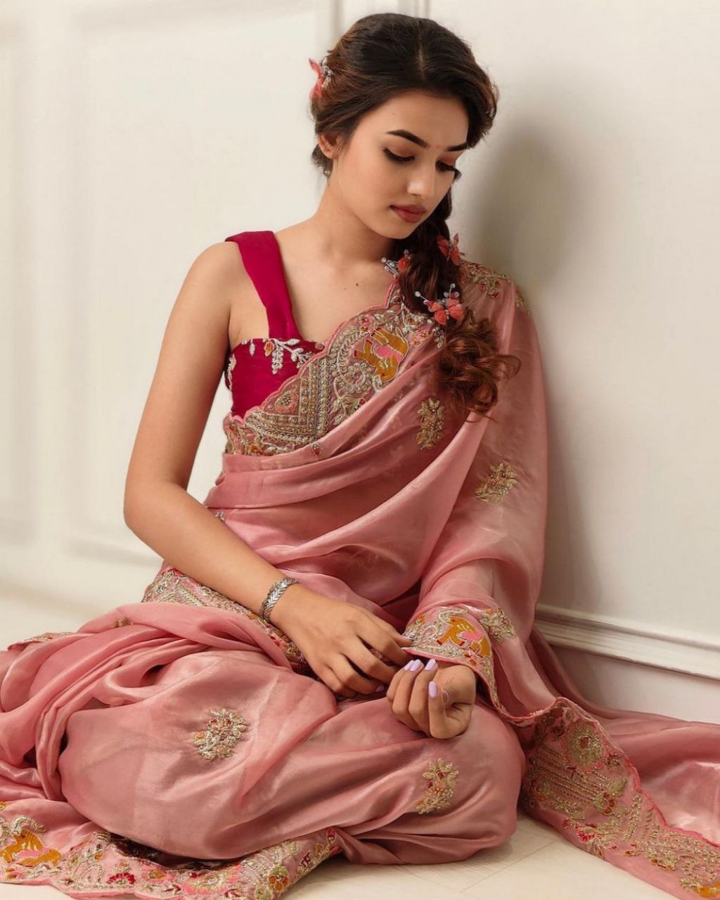 Gorgeous Miute Pink Jimi Chu Organza Embroidery Work Saree With Blouse